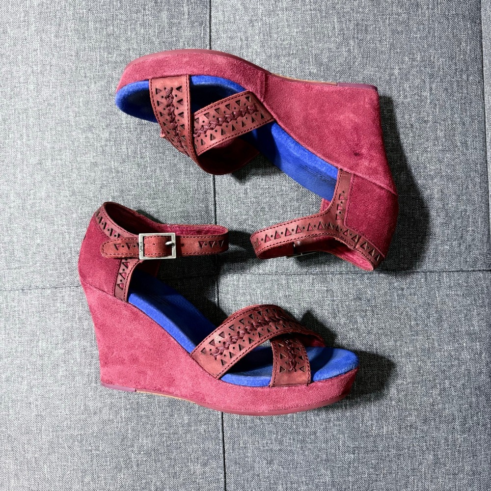 Toms Wedge Shoe Women 6.5 Purple Oxblood Tooled Leather - Picture 6 of 10